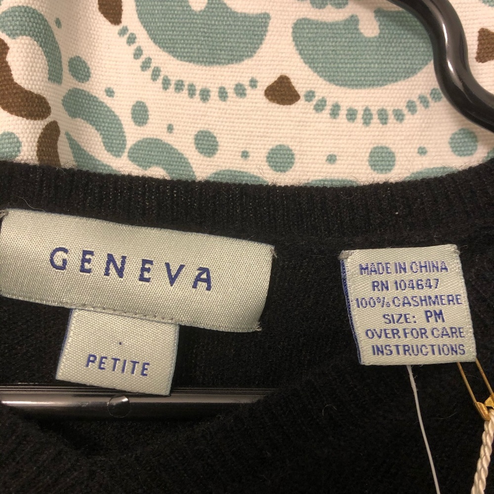 Cashmere Sweater - Picture 2 of 2